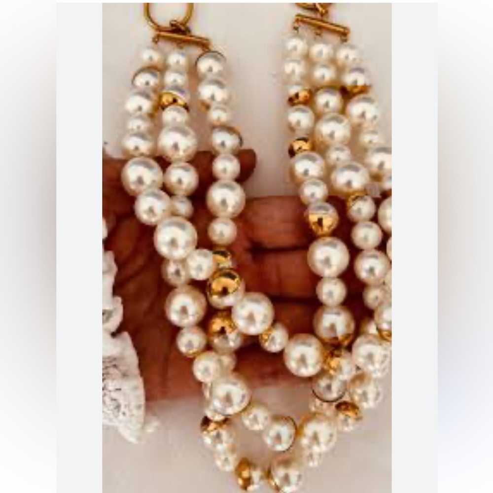 NEW! Classic Gold & Pearl Multi-Strand Necklace - Picture 12 of 12